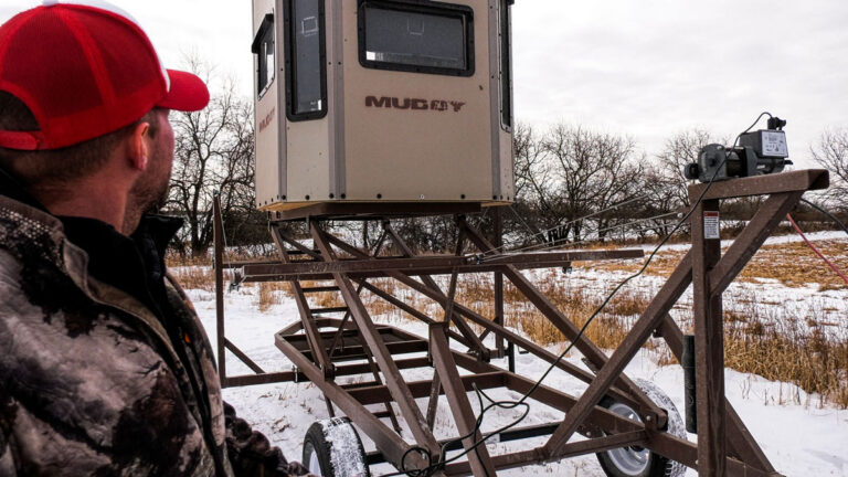 Keene Outdoors hunting blind platform